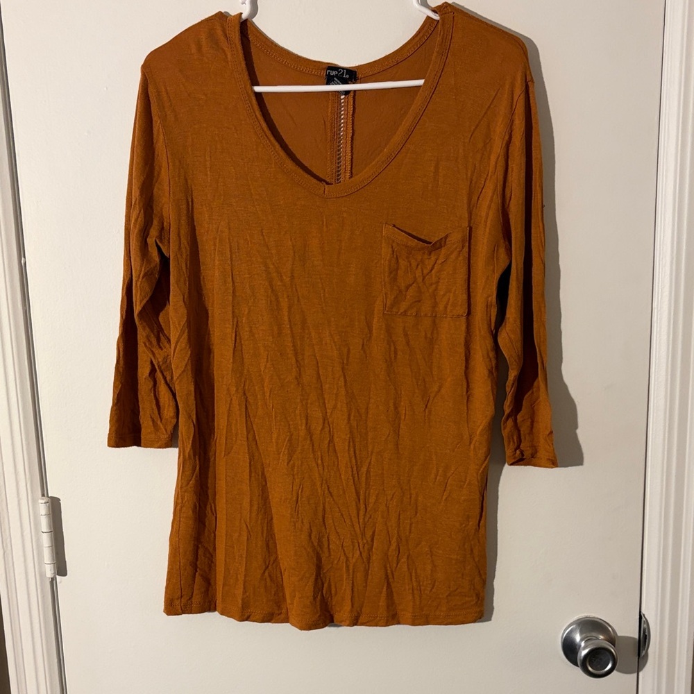 Rue21 Women's Long Sleeve Top in Rich Tan